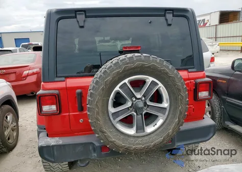 2019 Jeep Wrangler Unlimited Sahara from USA, damaged, VIN 1C4HJXEG7KW551864
